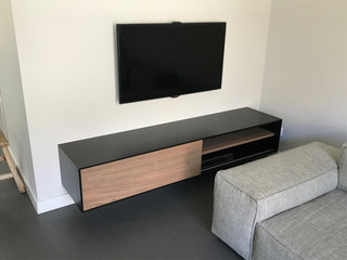 TV-meubel. Haarlem 2017